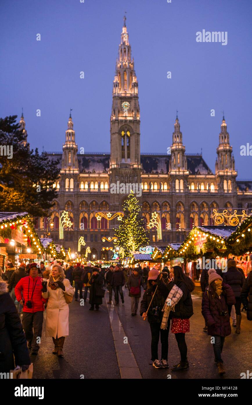 Austria, Vienna, Rathausplatz Christmas Market by Town Hall, evening Stock Photo