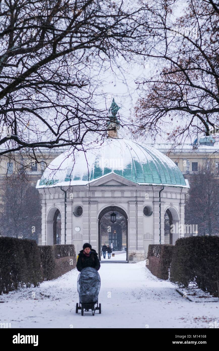 Munich city snow hires stock photography and images Alamy