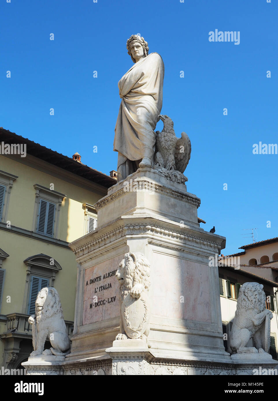 Dante alighieri statue hi-res stock photography and images - Alamy