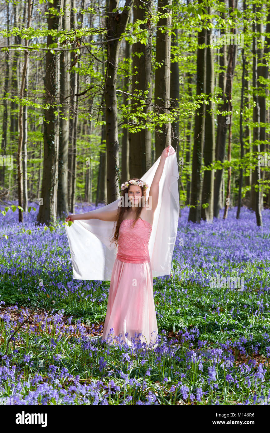 Fairy dress hi-res stock photography and images - Alamy