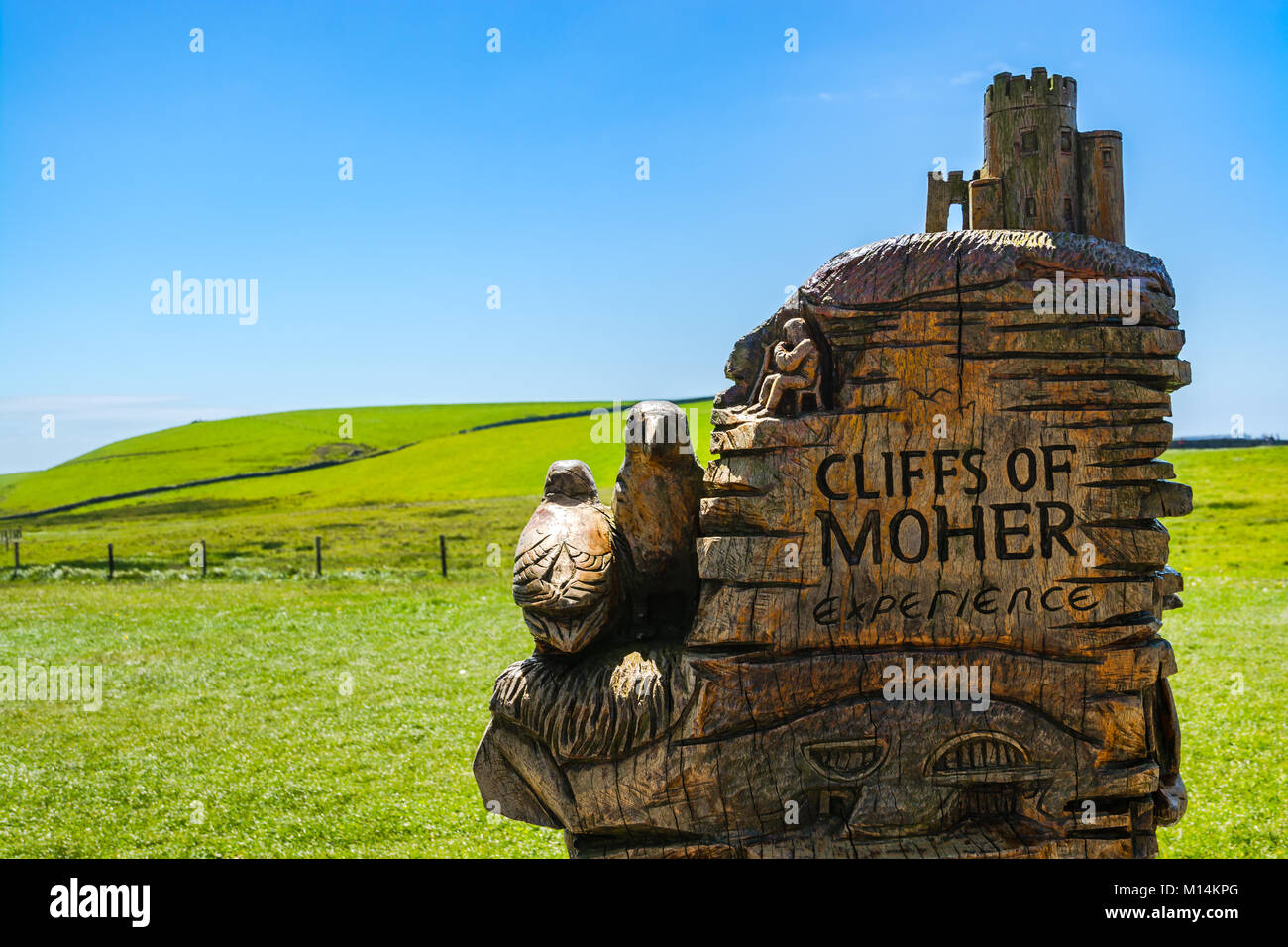 Ireland Wood carved monument at the entrance to the Cliffs of Moher Stock Photo Alamy