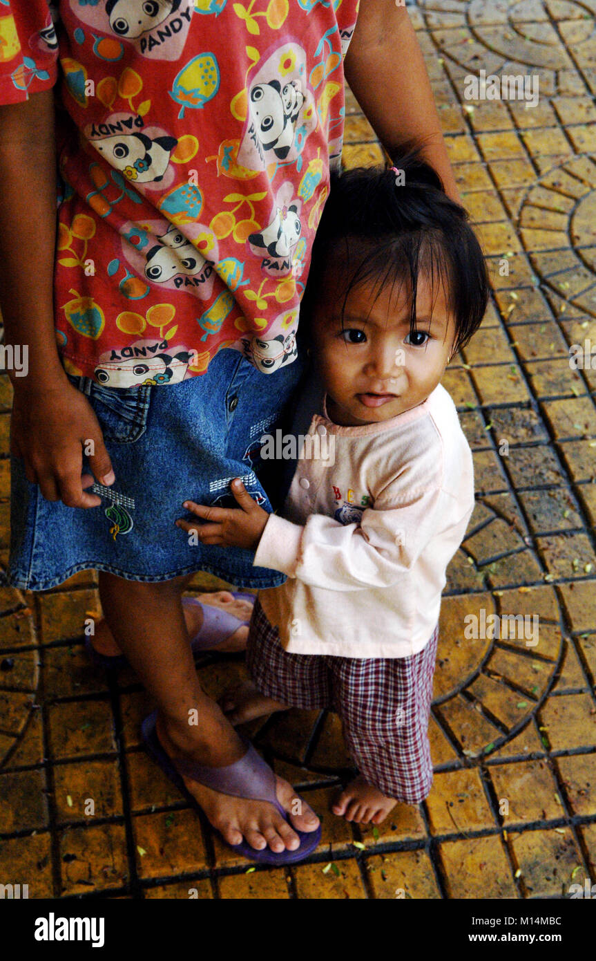 Street Scene - Phnom Penh - Cambodia Stock Photo - Alamy