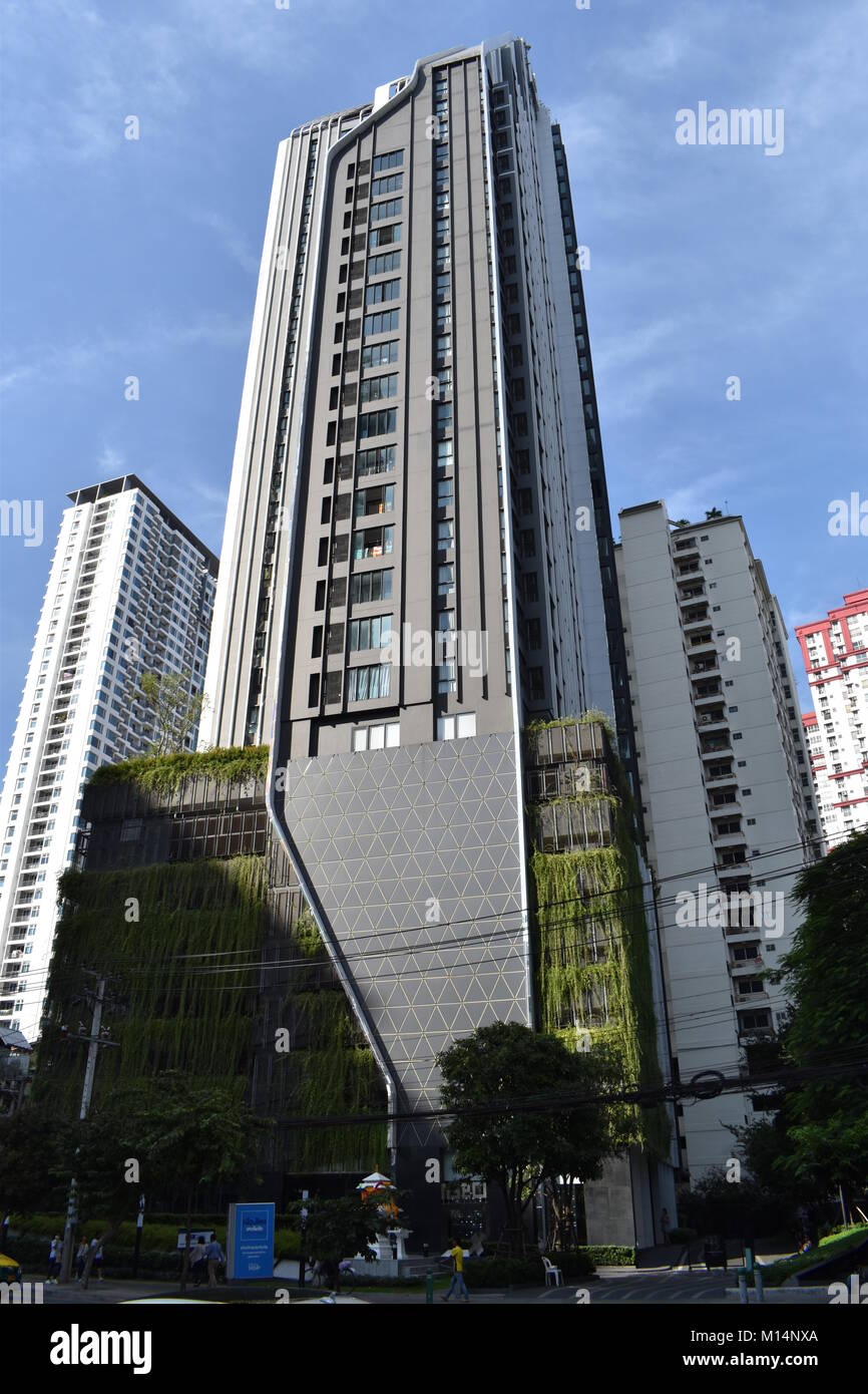 One of many Skyscrapers in Bangkok Stock Photo - Alamy