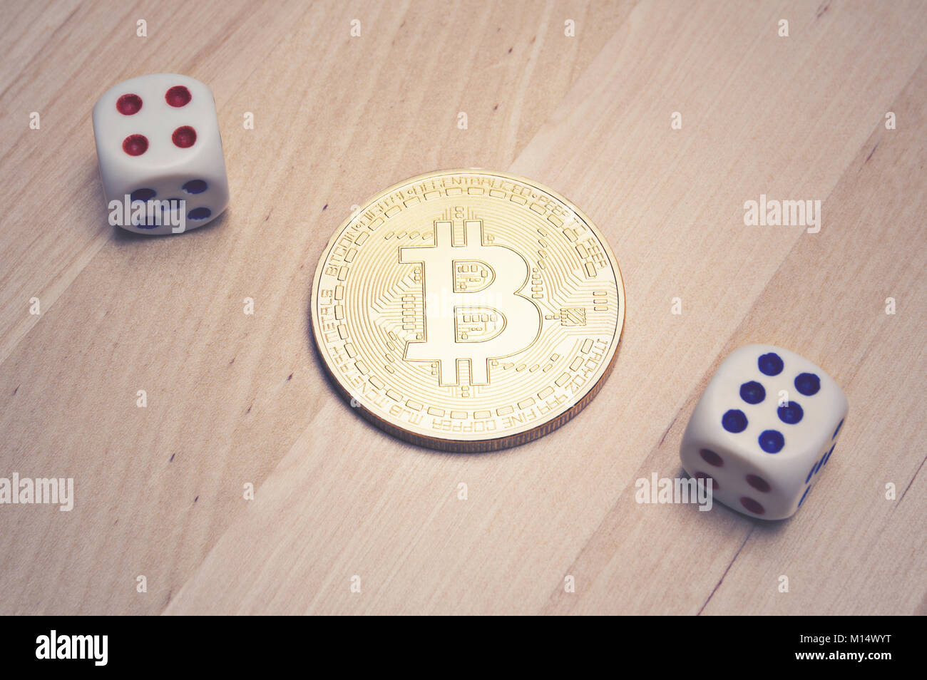 Bitcoin dice and money Stock Photo - Alamy