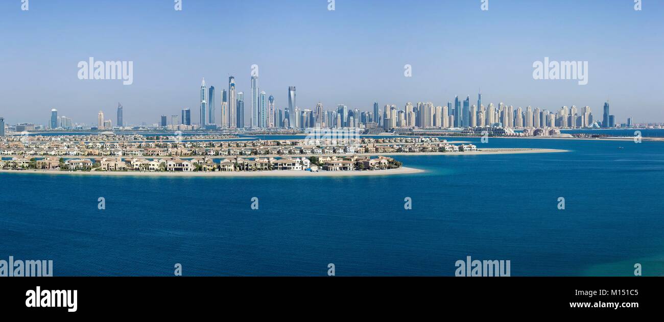 United Arab Emirates, Dubai, Palm Jumeirah, villas on Palm with Al Sufouh, Dubai Marina at the background Stock Photo