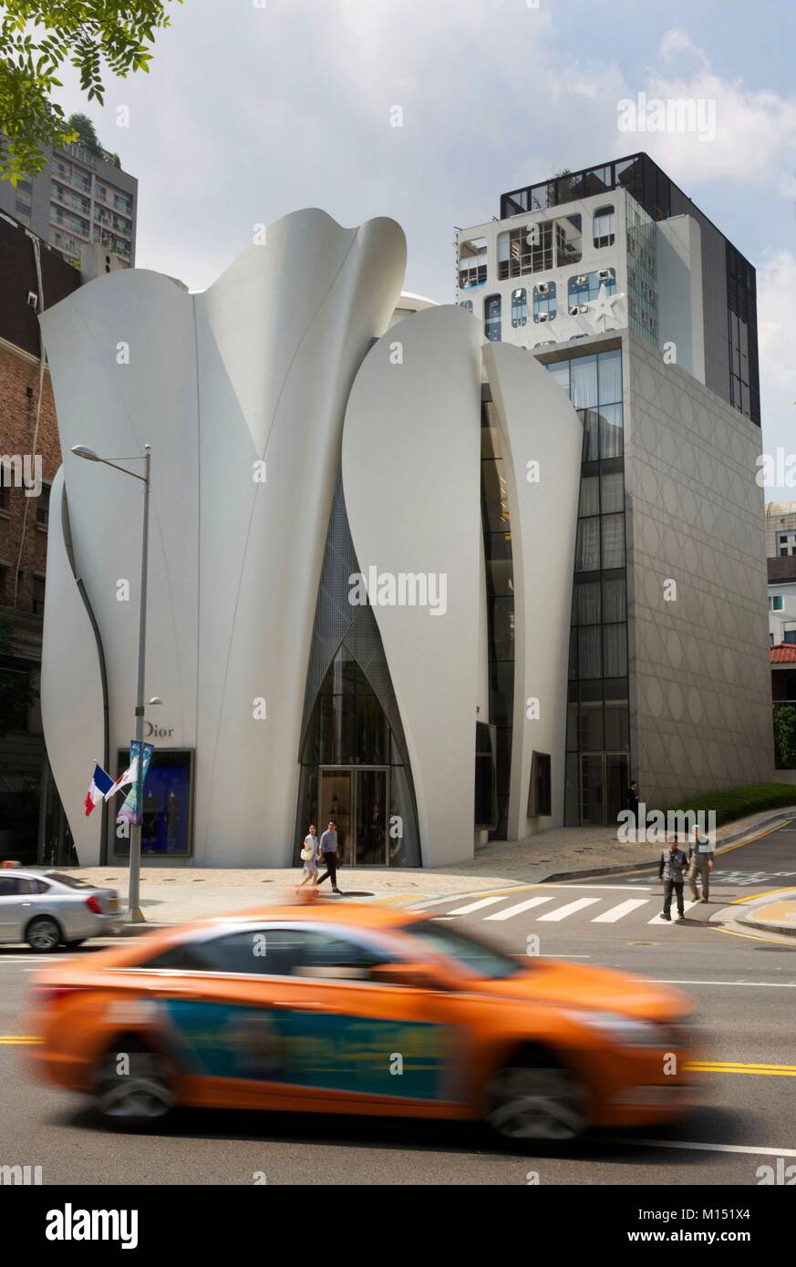 Gallery of LVMH Tower, Christian de Portzamparc