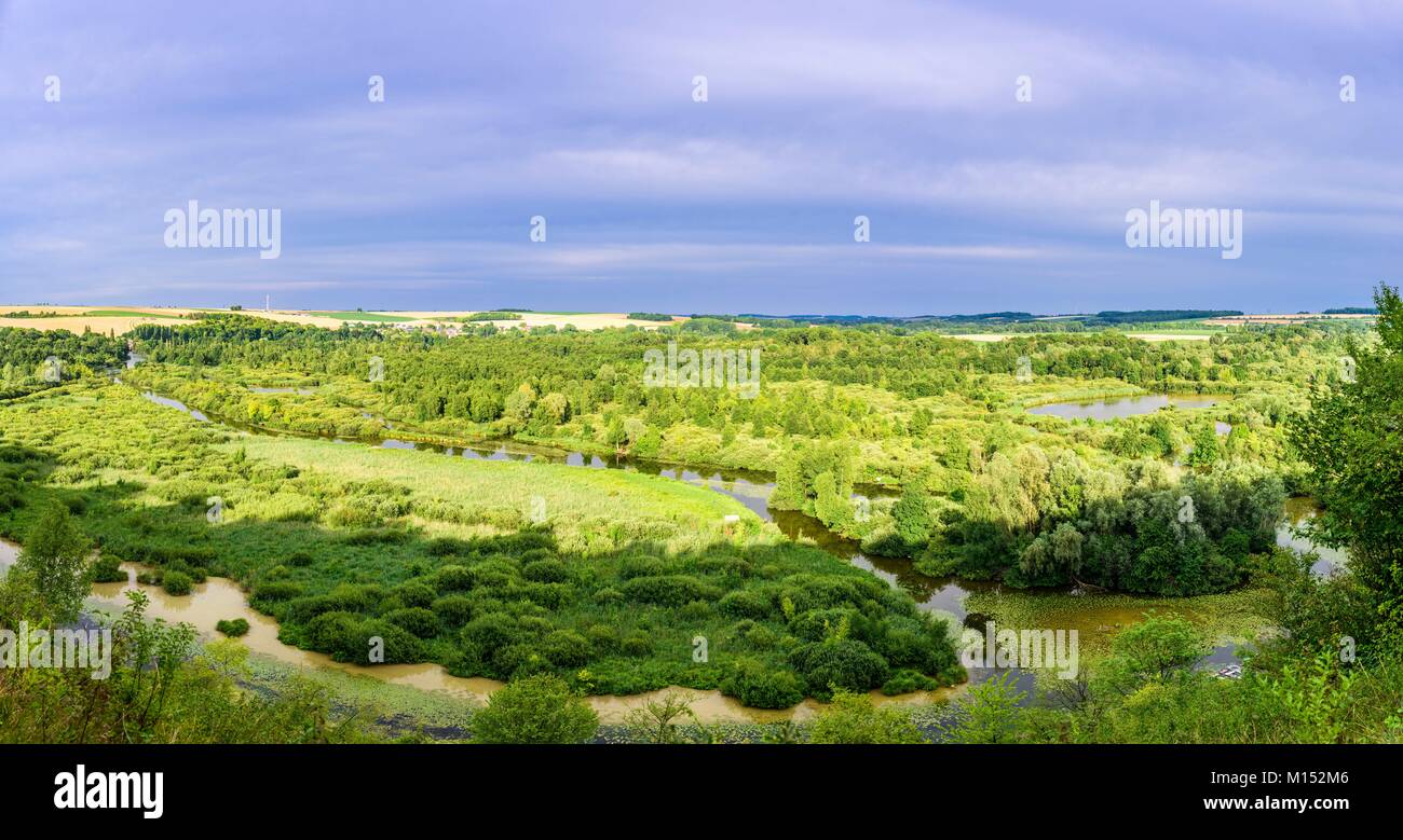 France, Somme, Eclusier Vaux, Belvedere of Vaux overlooks the Upper Valley of the Somme river 