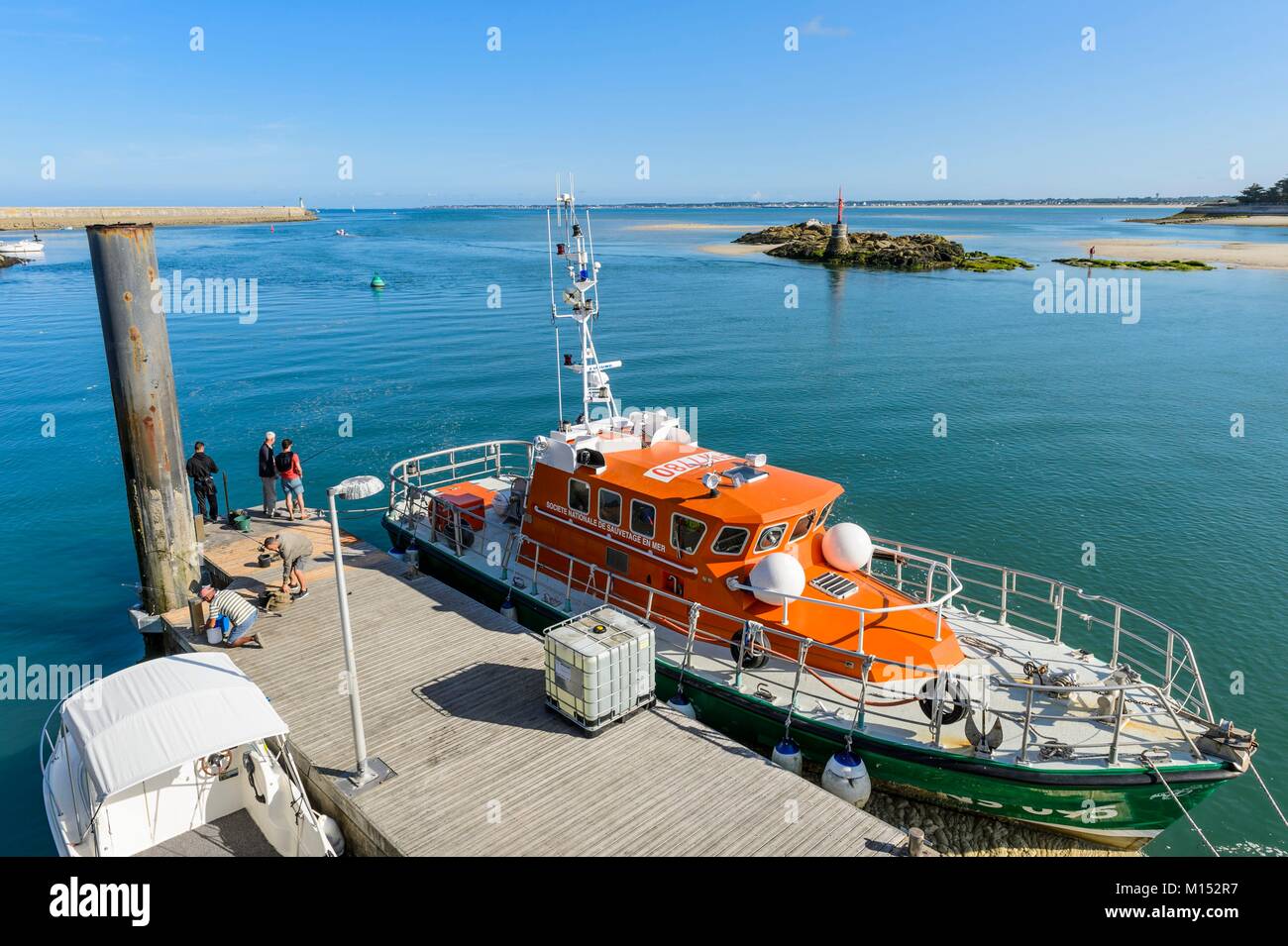 France, Loire Atlantique, Guerande peninsula, Le Croisic, Pen Bron channel, boat of the National Society of Sea Rescue Stock Photo