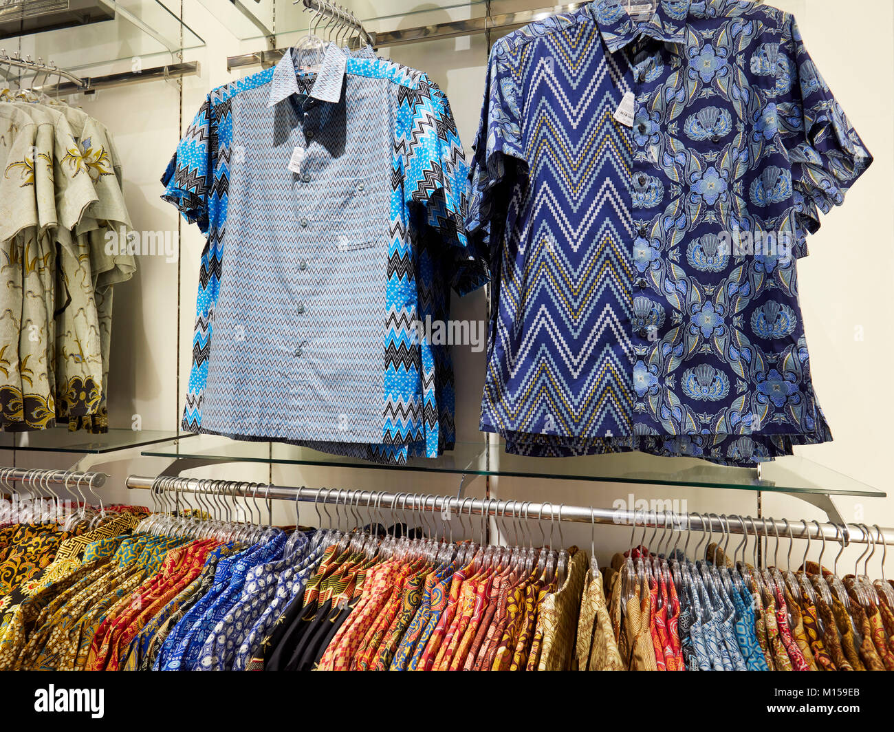 Mens shirts shop hi-res stock photography and images - Alamy