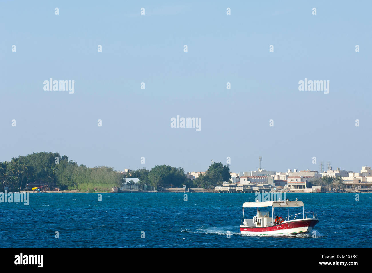 Saudi arabia red sea boat hi-res stock photography and images - Alamy