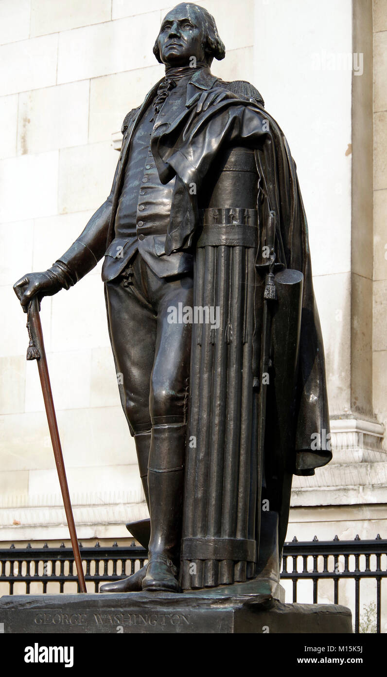 Bronze statue of Washington, the first American president, in