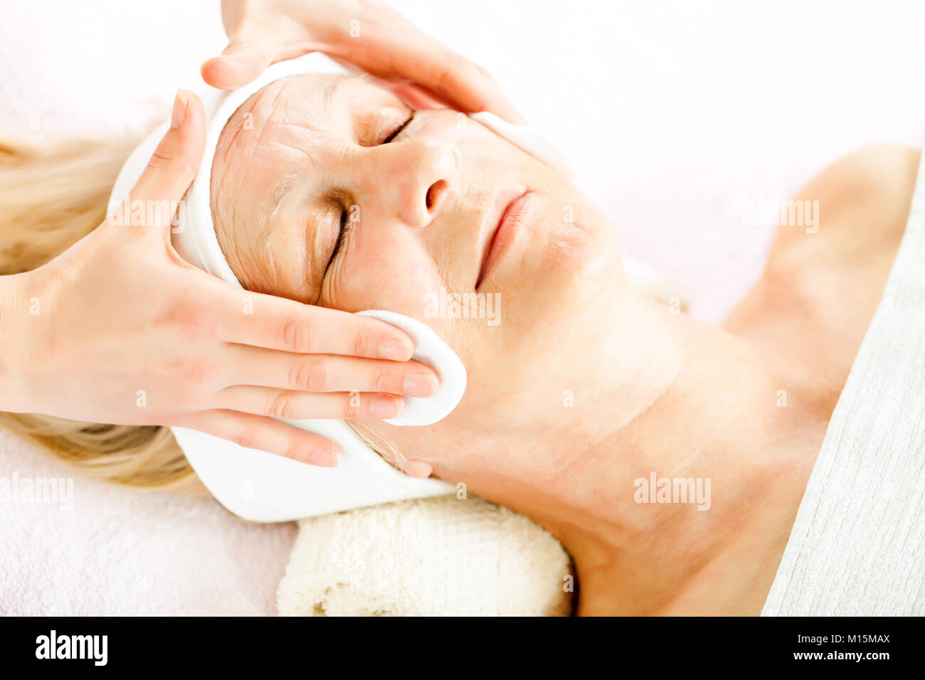 Mature skin woman hi-res stock photography and images - Alamy