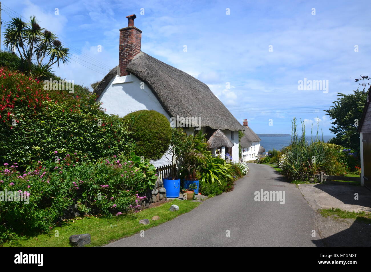 Thatched Cottage On The Steep Road Down To Church Cove Lizard