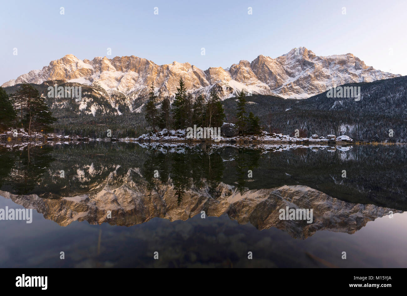 Zugspitze and wetterstein range with reflection in the eibsee lake hi ...