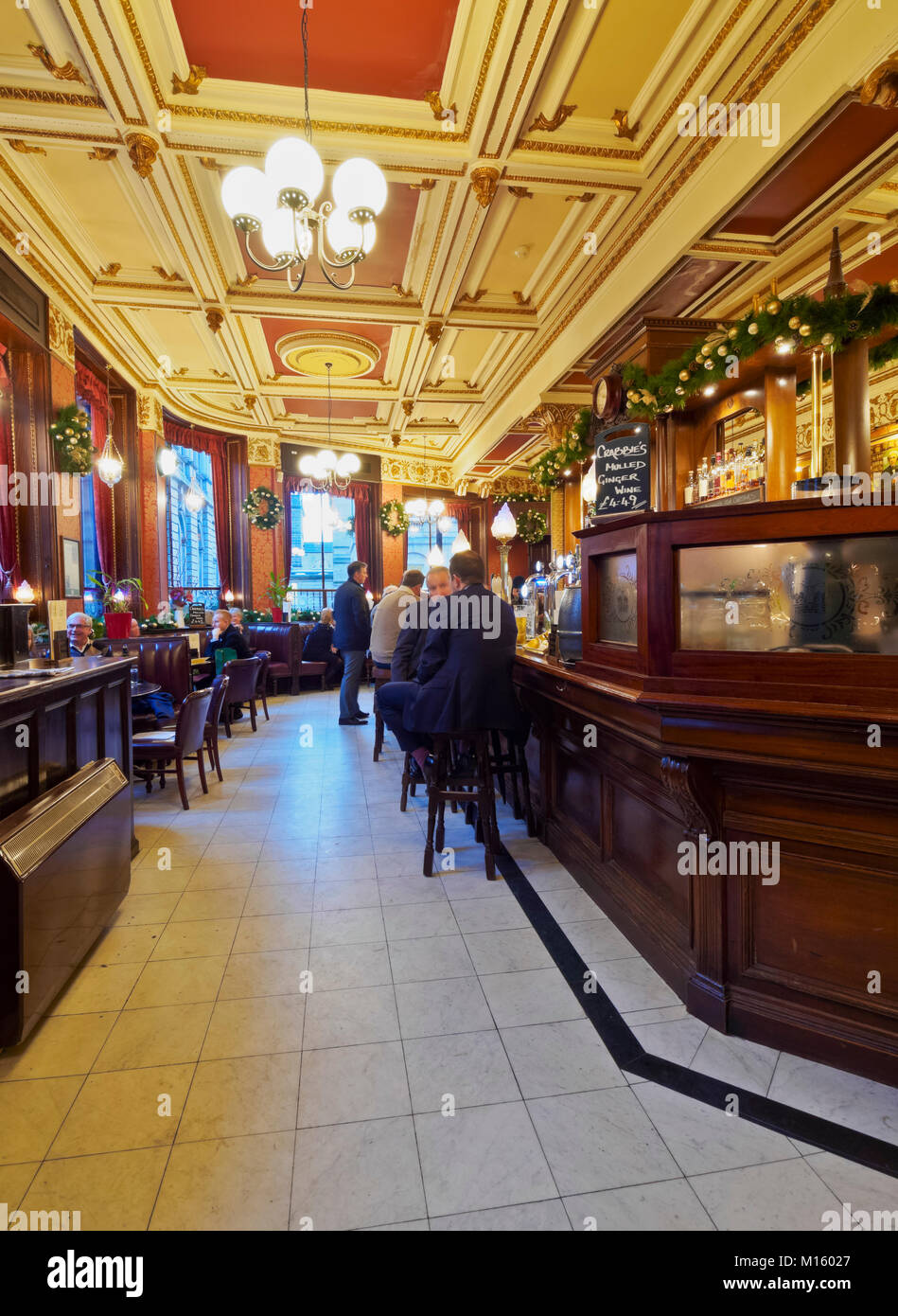Cafe Royal Bar,interior,Edinburgh,Lothian,Scotland,United Kingdom Stock Photo