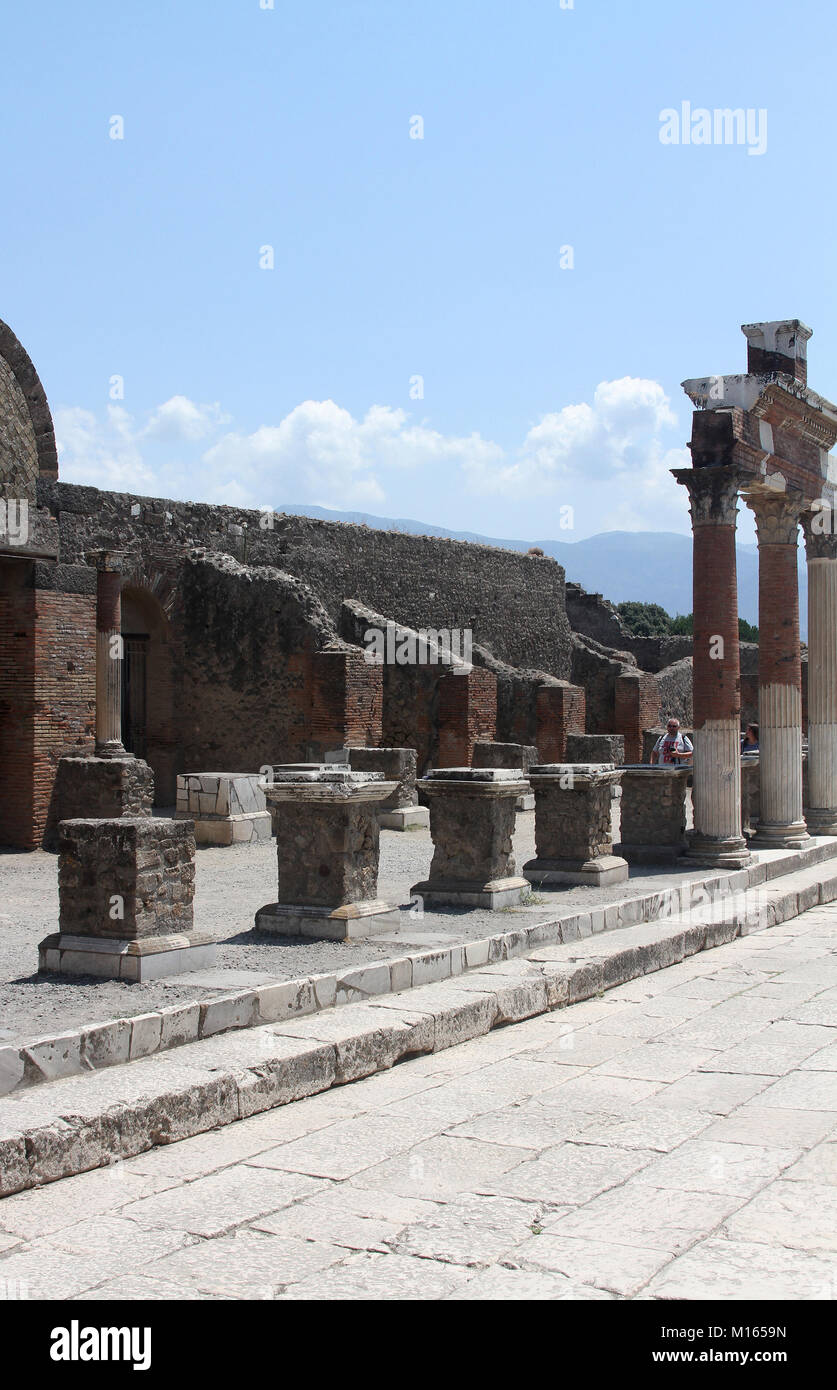 Macellum of Pompeii - View from the outside to the Tabernae, Pompeii, Campania, Italy. Stock Photo