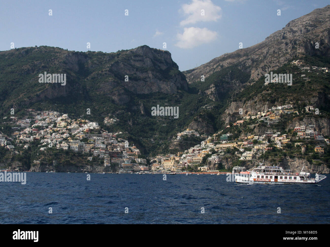 Italy amalfi cruise ship hi-res stock photography and images - Alamy