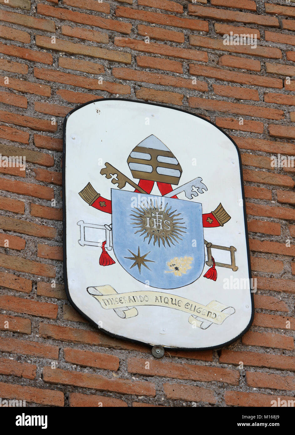 Coat arms pope francis hires stock photography and images Alamy