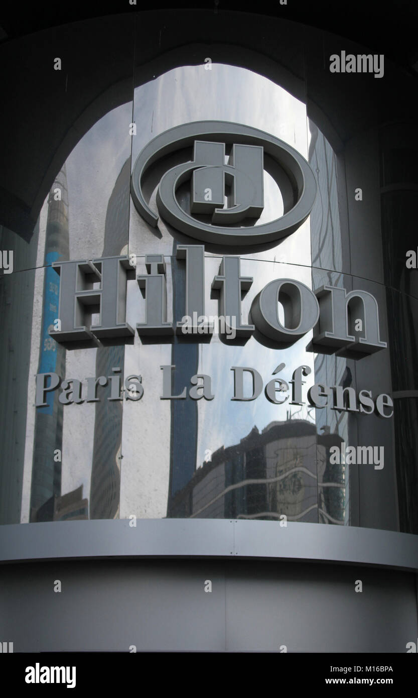 Sign on the front entrance of the Hilton Paris Hotel in business district La  Defense, Metropolitan area of Paris and Ile-De-France, France Stock Photo -  Alamy