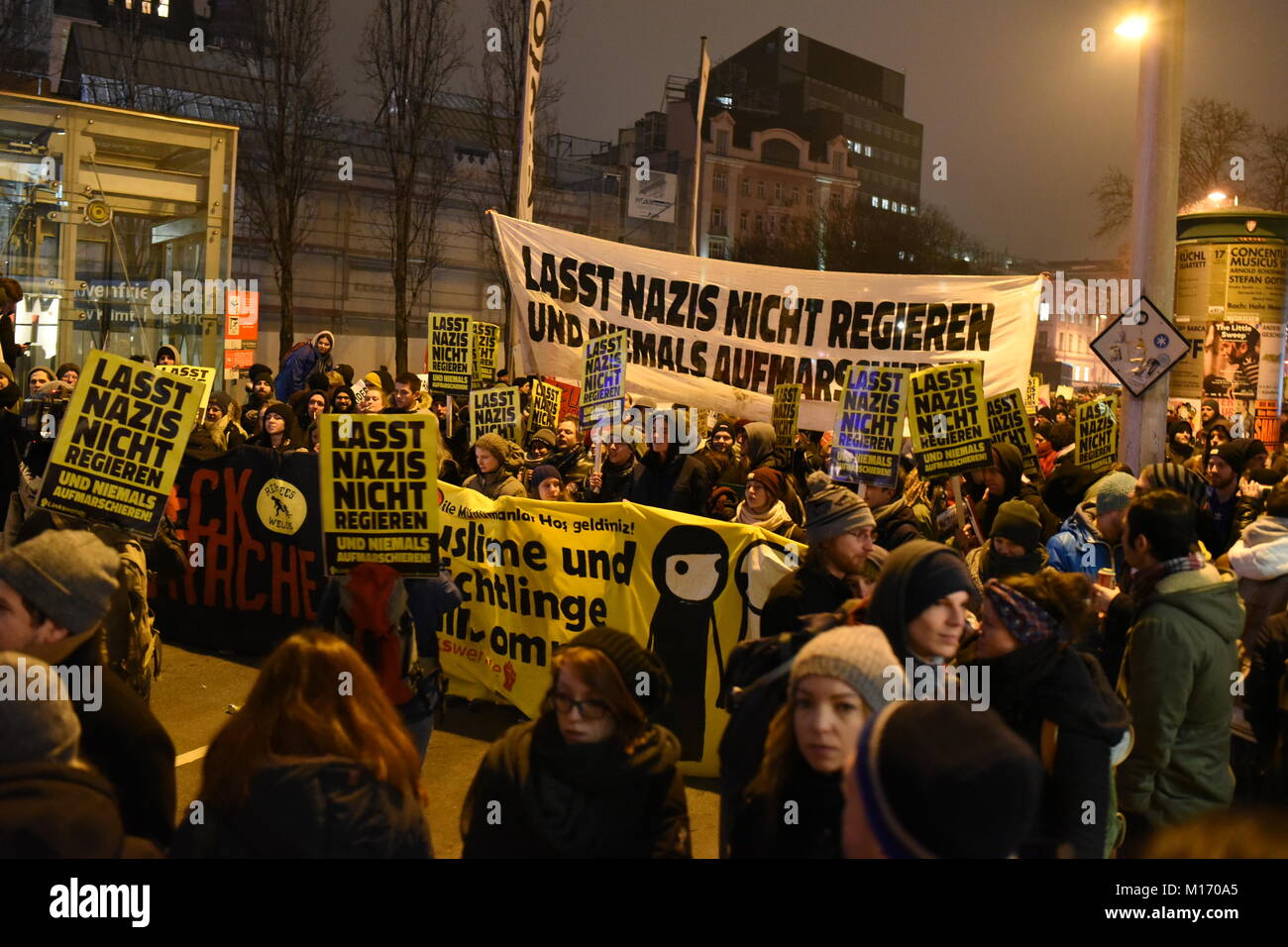 Vienna, Austria. 26th Jan, 2018. Demonstrations against the so-called Academics’ Ball, hosted by Austria's far-right freedom party (FPÖ) Stock Photo