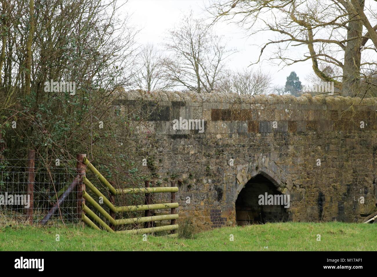 Thornborough Stock Photos & Thornborough Stock Images Alamy