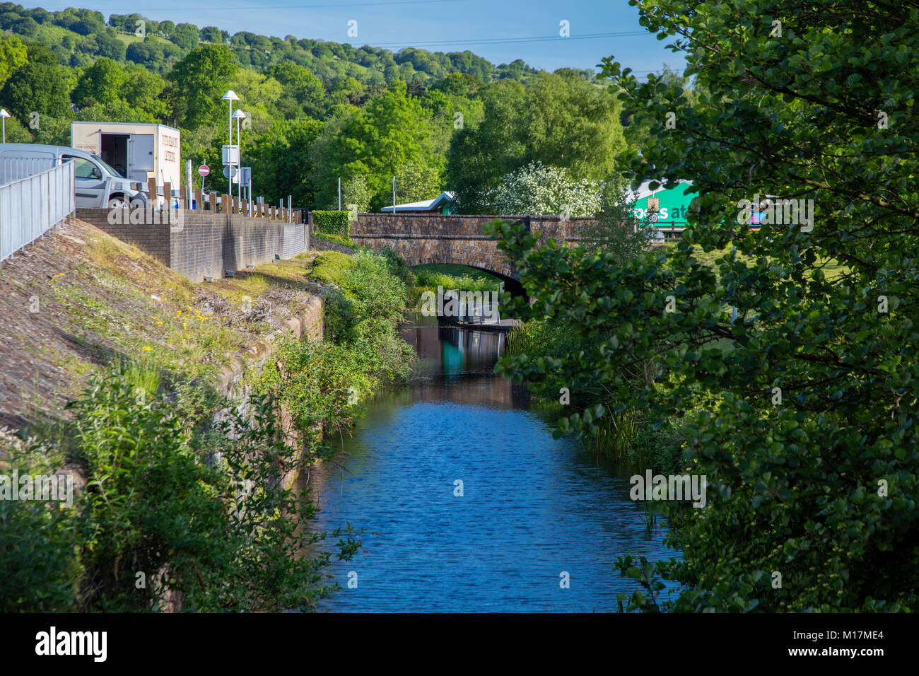 Monmouthshire and Brecon Canal at Cwmbran, Torfaen, South East Wales, UK Stock Photo