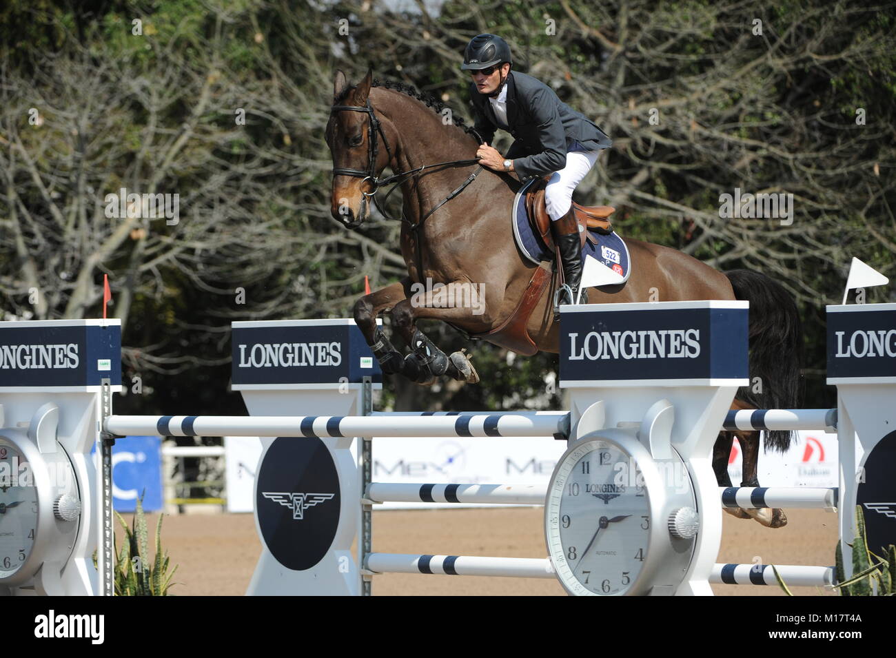 Guadalajara, Jalisco, Mexico. 27th January, 2018.CSI 4*, Longines World Cup, 4th place Eric Navet (FRA) riding Catypso. Credit: Peter Lewellyn/Alamy News Stock Photo