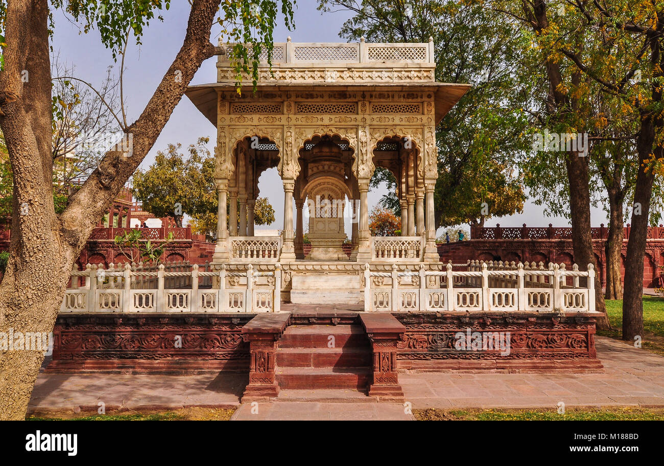 Pavilion of india hi-res stock photography and images - Page 53 - Alamy