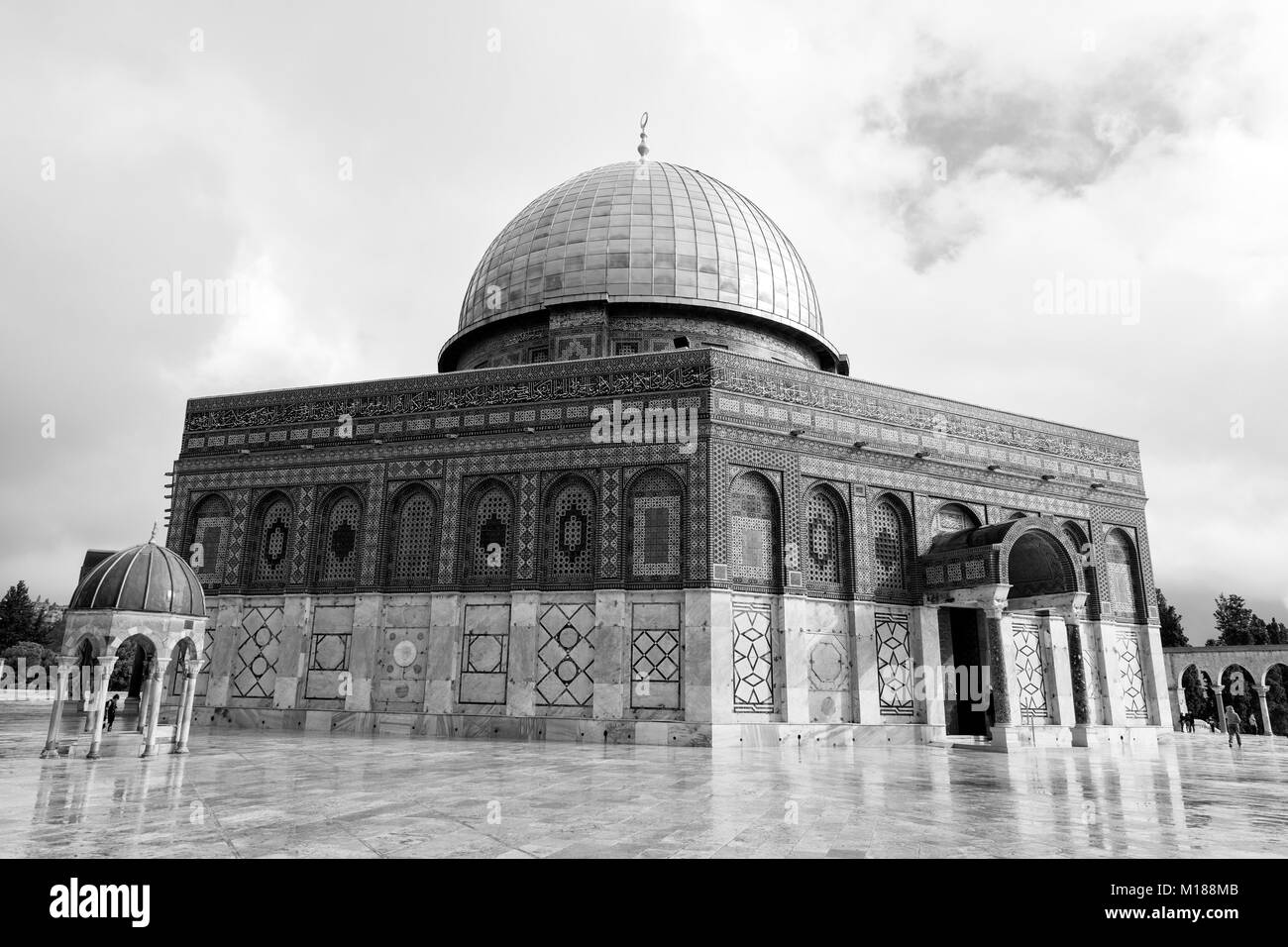 JERUSALEM, ISRAEL - December18 2016 - The Dome of Rock, the most popular tourist attraction in the Old City of Jerusalem Stock Photo