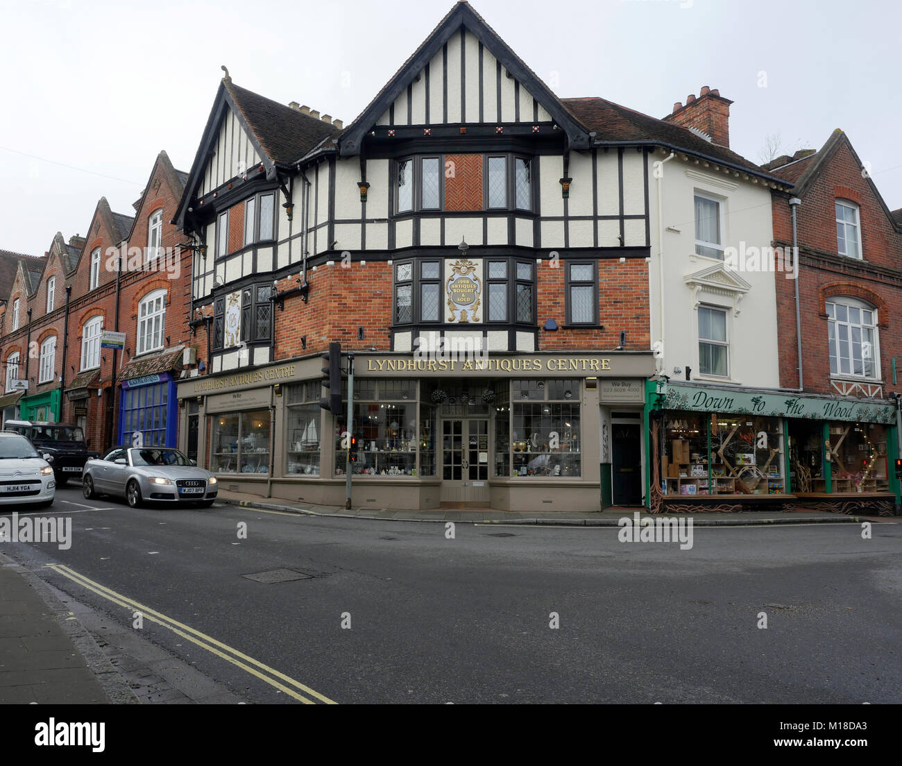 Lyndhurst high street new forest hires stock photography and images Alamy