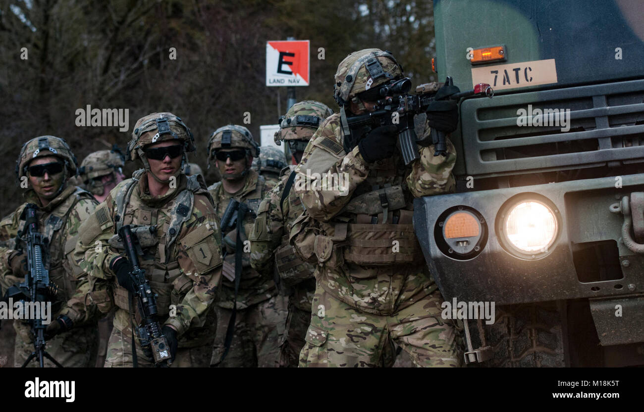 Soldiers assigned to Company B, 1st Battalion, 18th Infantry Regiment ...