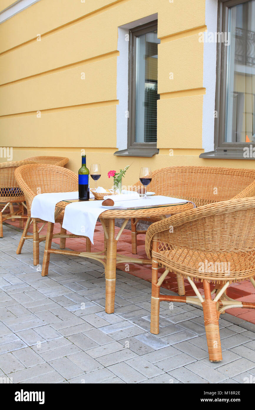 outdoor patio set for lunch Stock Photo Alamy