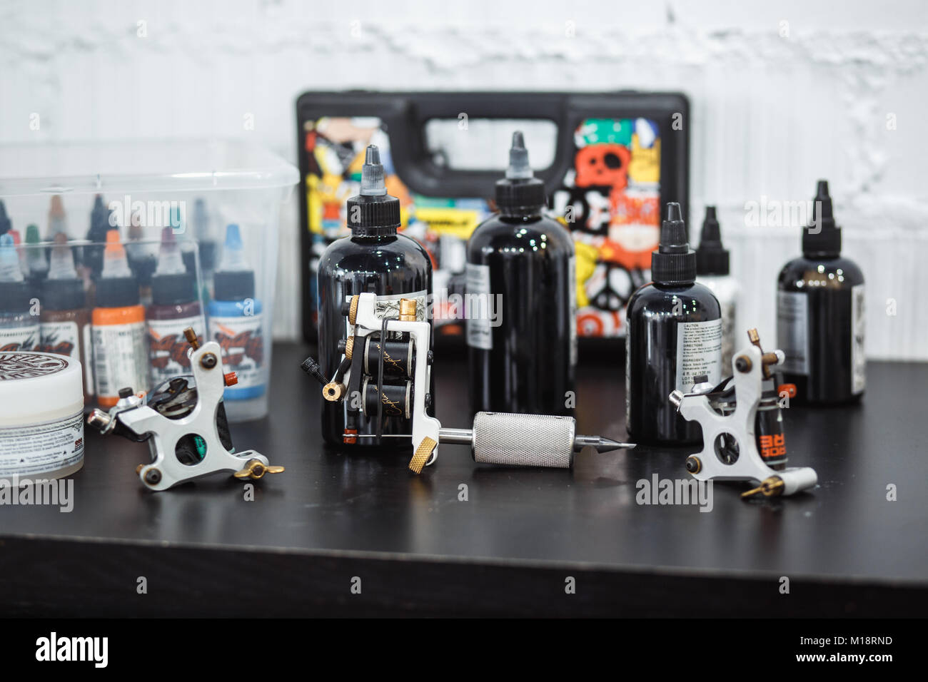 tattoo gun and some ink for tattoo Stock Photo Alamy