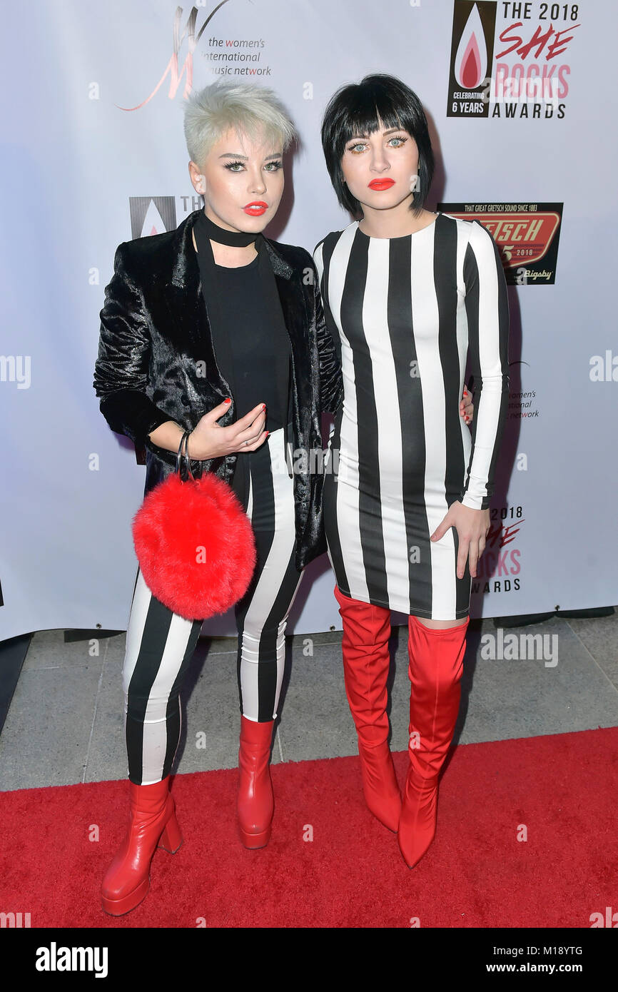 Command sisters hi-res stock photography and images - Alamy