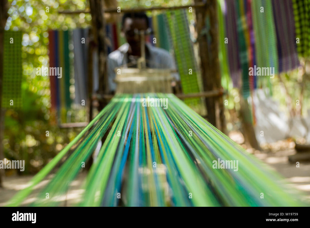 African weaving loom hires stock photography and images Alamy