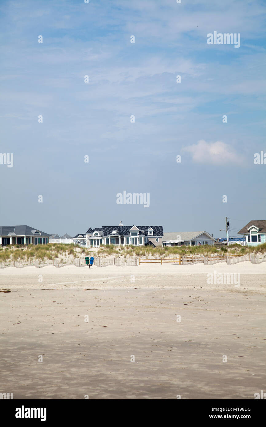 Homes on The Beach at Stone Harbor in NJ, USA Stock Photo Alamy