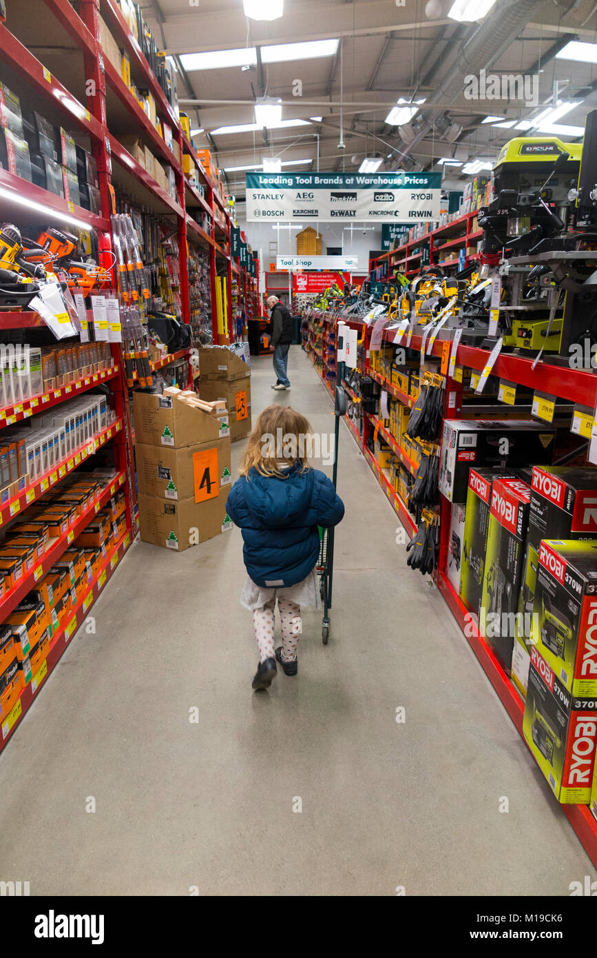 General interior view inside a new UK Bunnings Warehouse DIY super store and trade / domestic home improvement shop / retailer. UK. (94) Stock Photo