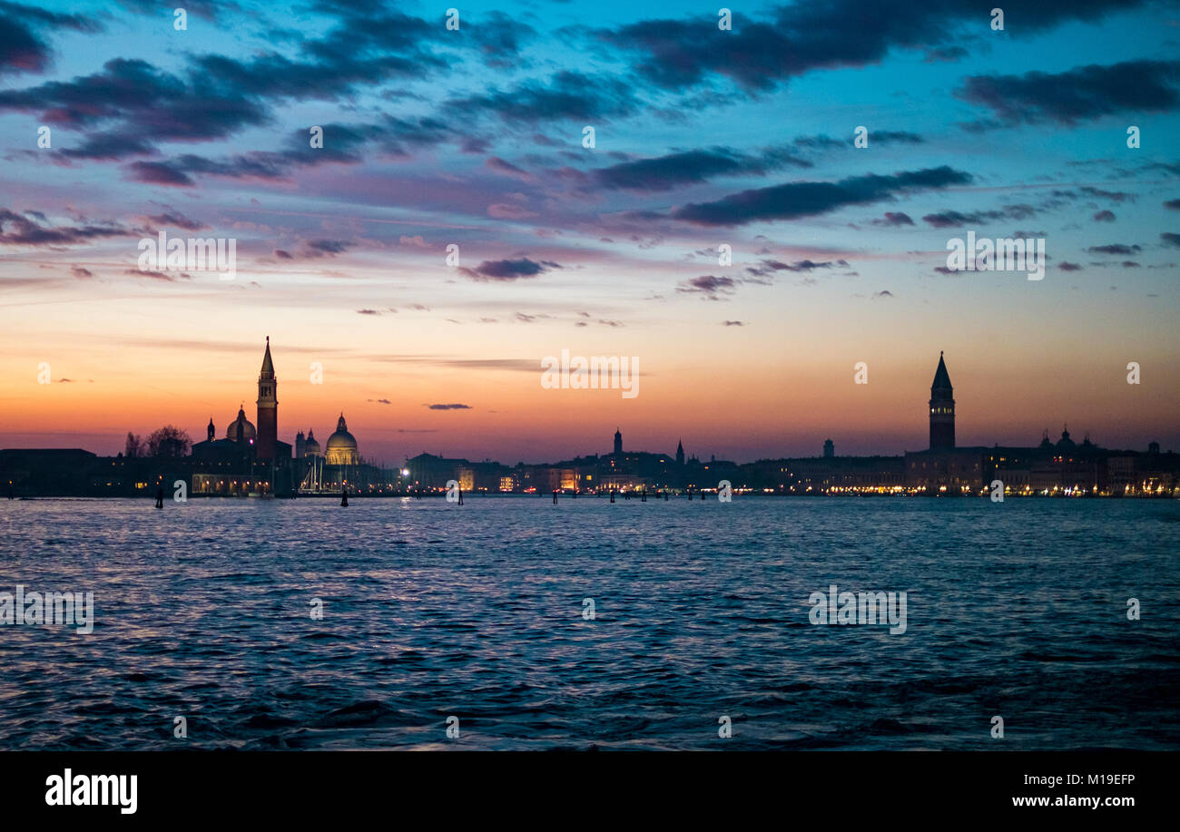 Venice italy sunset panorama hi-res stock photography and images - Alamy