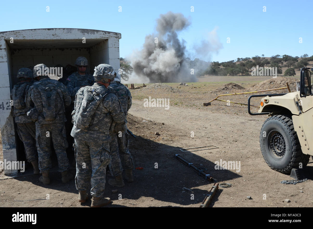 Sapper Construction Soldiers from the 235th Engineer Company (SAPPER) conducted field ...