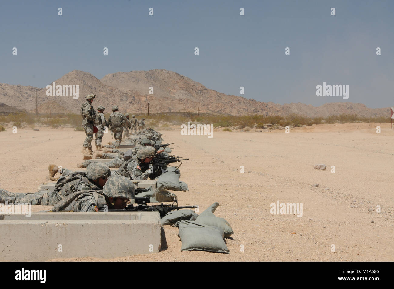1 184 infantry hi-res stock photography and images - Alamy