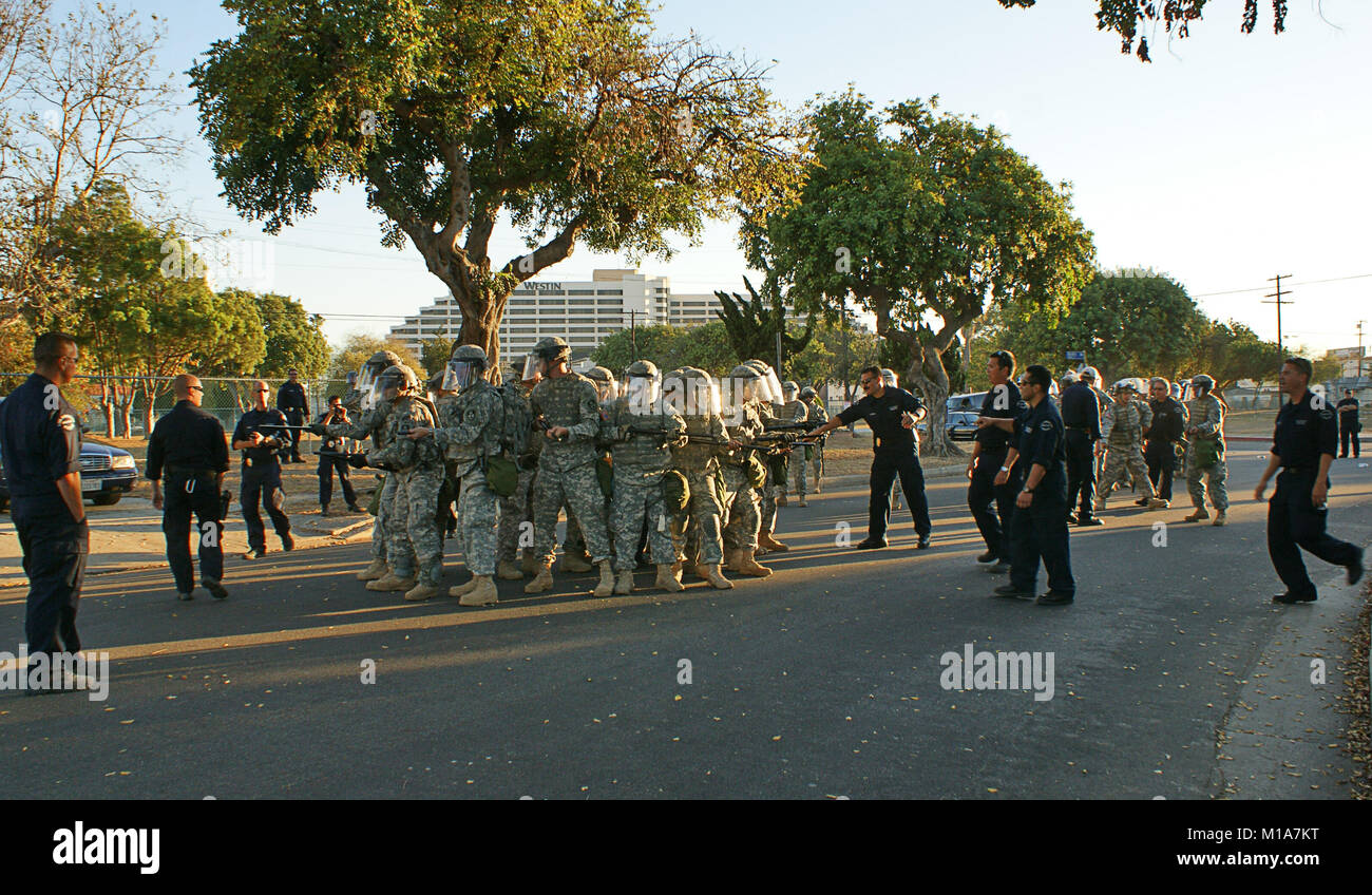 Basic Riot Control Formations Crowd And Riot Control Tactics
