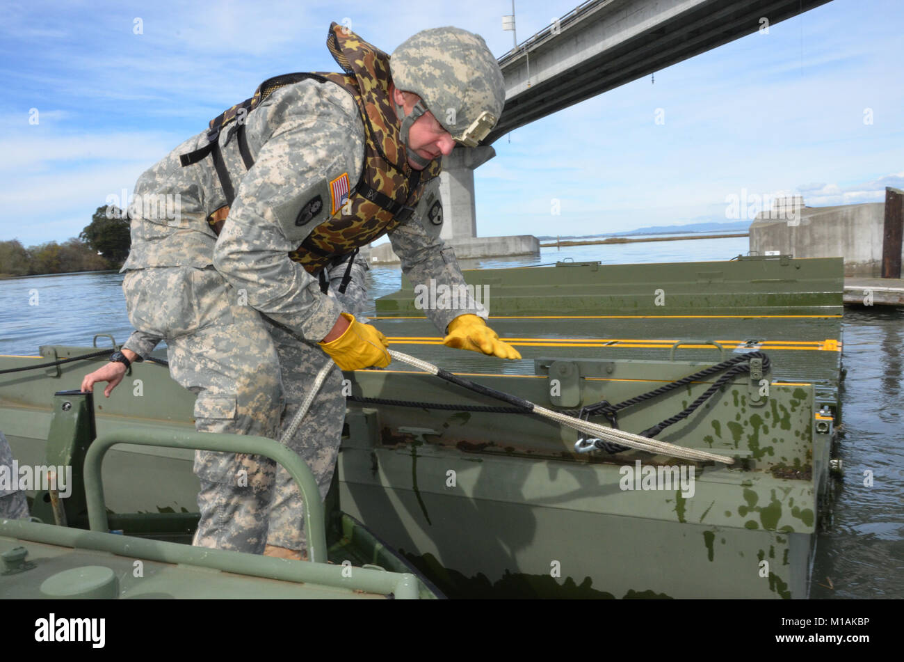 Soldiers from the 132nd Multi-Role Bridge Company’s main unit in ...