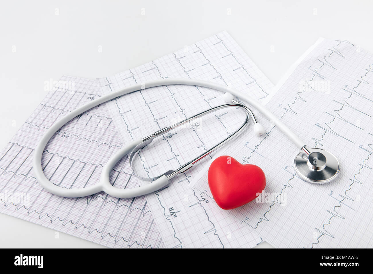 stethoscope, cardiogram and red heart isolated on white background ...