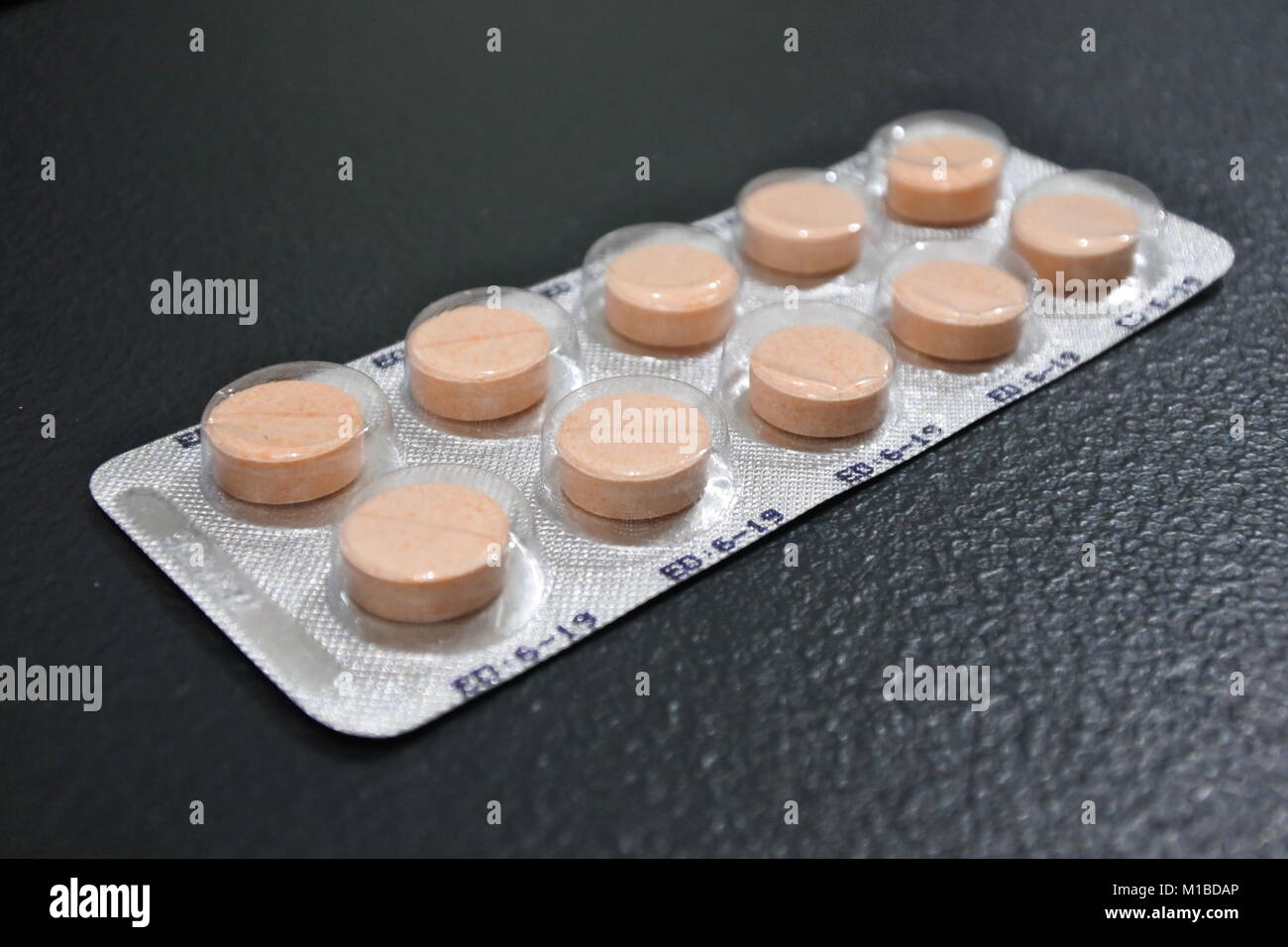 A paracetamol tablets. Consist of 10 tables per pack Stock Photo - Alamy