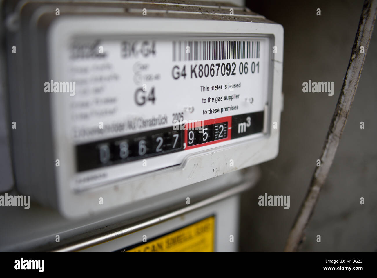 Gas meter reading uk hires stock photography and images Alamy