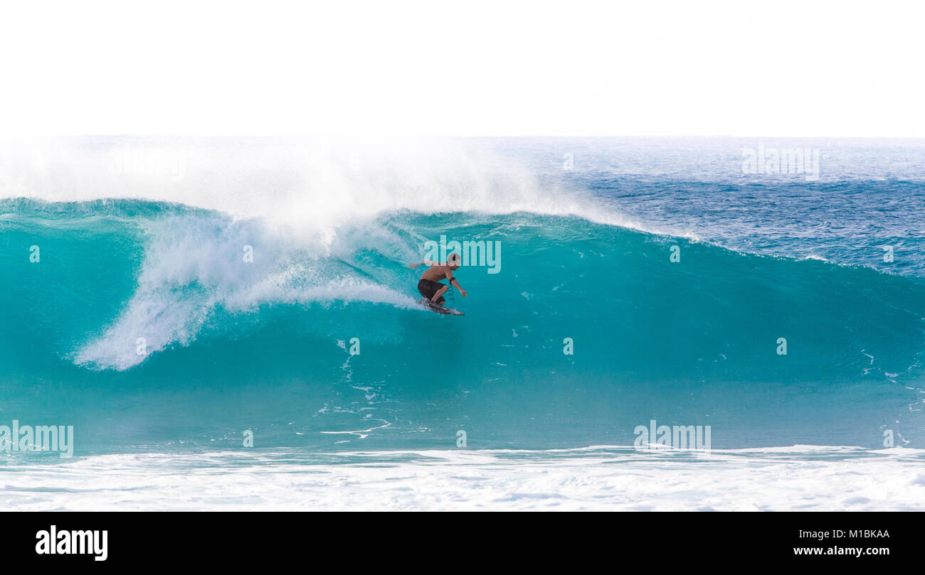 Banzai Pipeline, Oahu/Hawaii February 27, 2017 A surfer riding