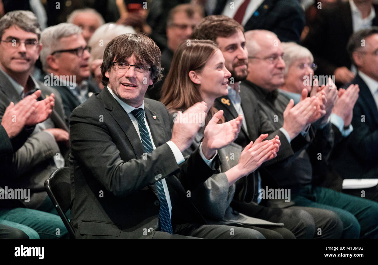 Belgium, Brussels on 2017/11/07: deposed Catalan president Carles Puigdemont meeting 200 Catalan mayors Stock Photo