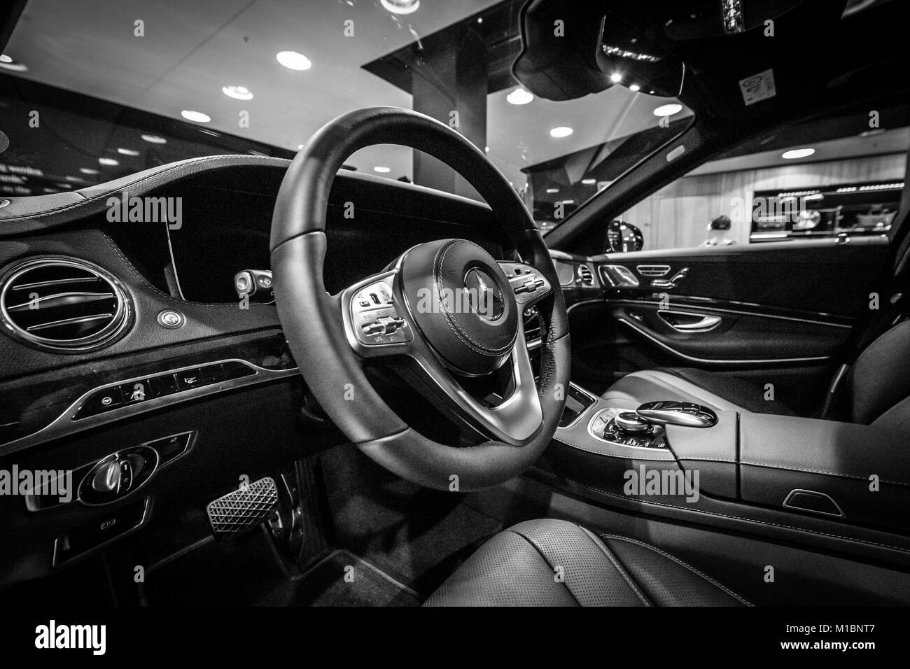 BERLIN - DECEMBER 21, 2017: Showroom. Interior of the full-size luxury car  Mercedes-Benz S-Class S350d (W222 Facelift). Black and white. Since 2017  Stock Photo - Alamy