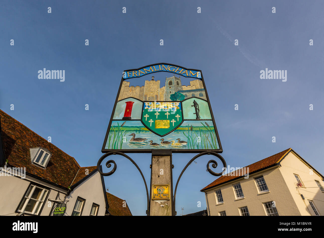 Framlingham, Suffolk, UK.  The village sign in Market HIll. Stock Photo