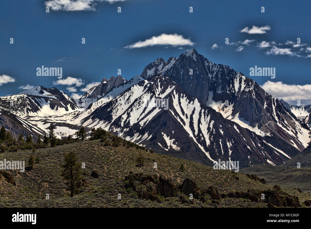 Sierra Nevada Mountains in California Stock Photo - Alamy